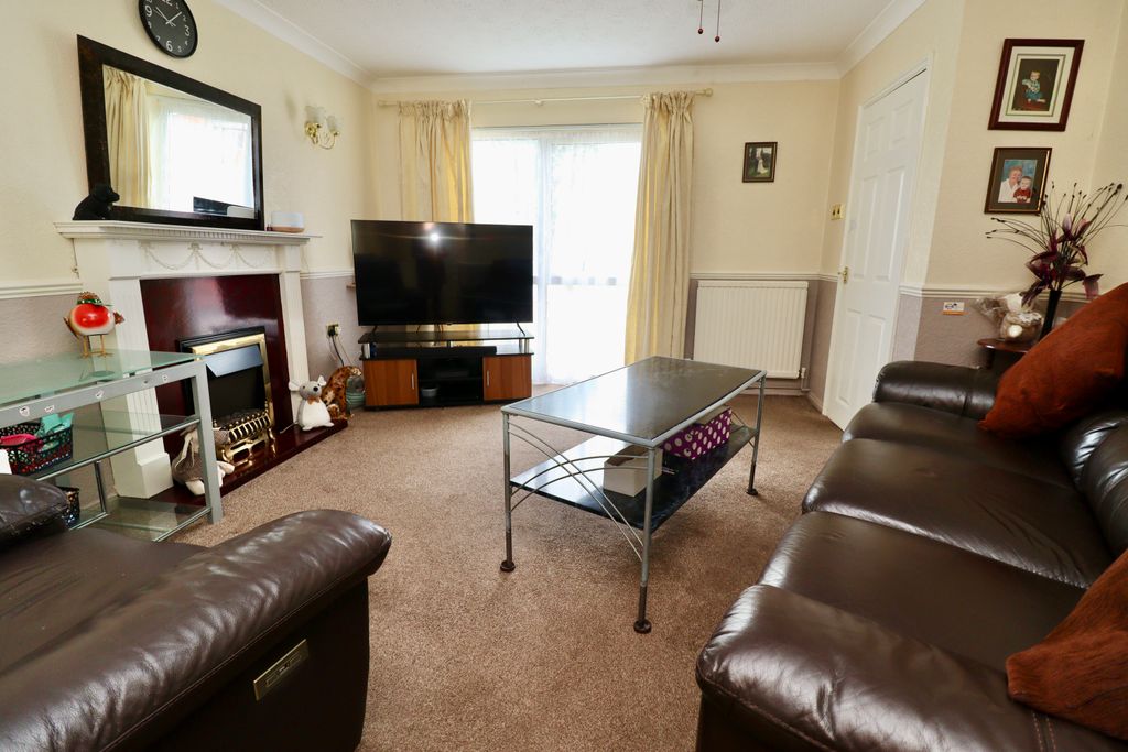 Property photo 3 of 18 Img_E4830
