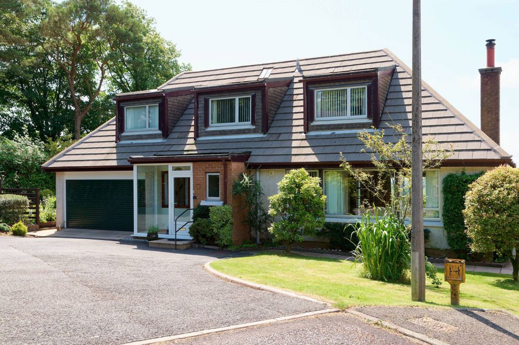 Property photo 1 of 38