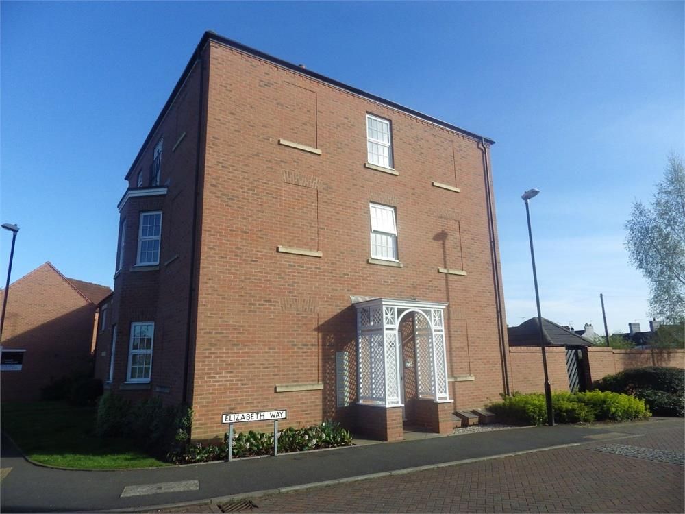 Property photo 1 of 19 Approach