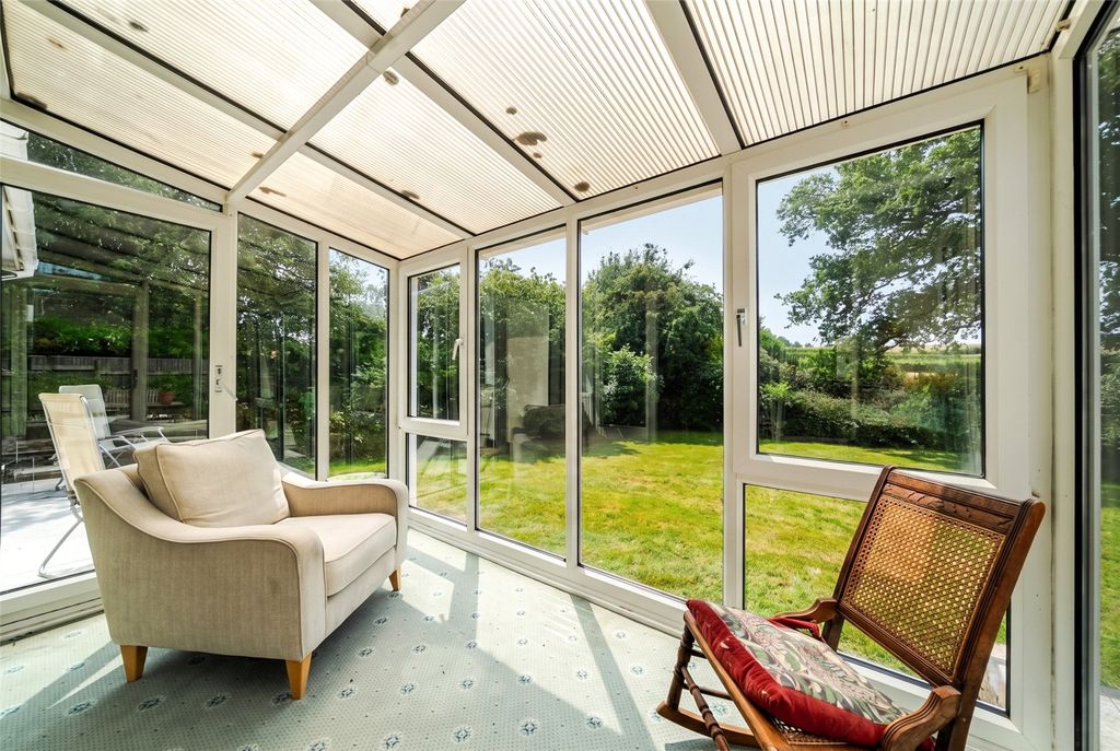 Property photo 3 of 15 Conservatory