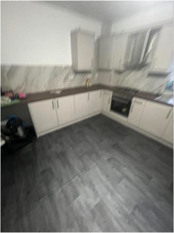 Property photo 2 of 6 Communal Kitchen