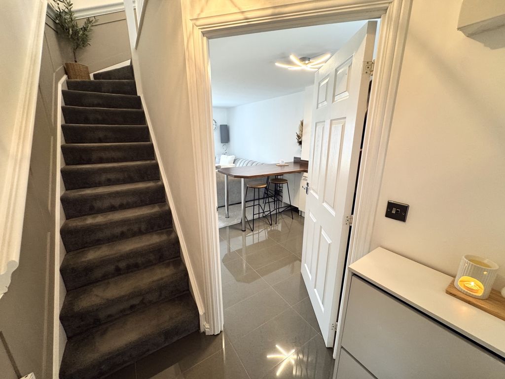 Property photo 3 of 20 Img_0636