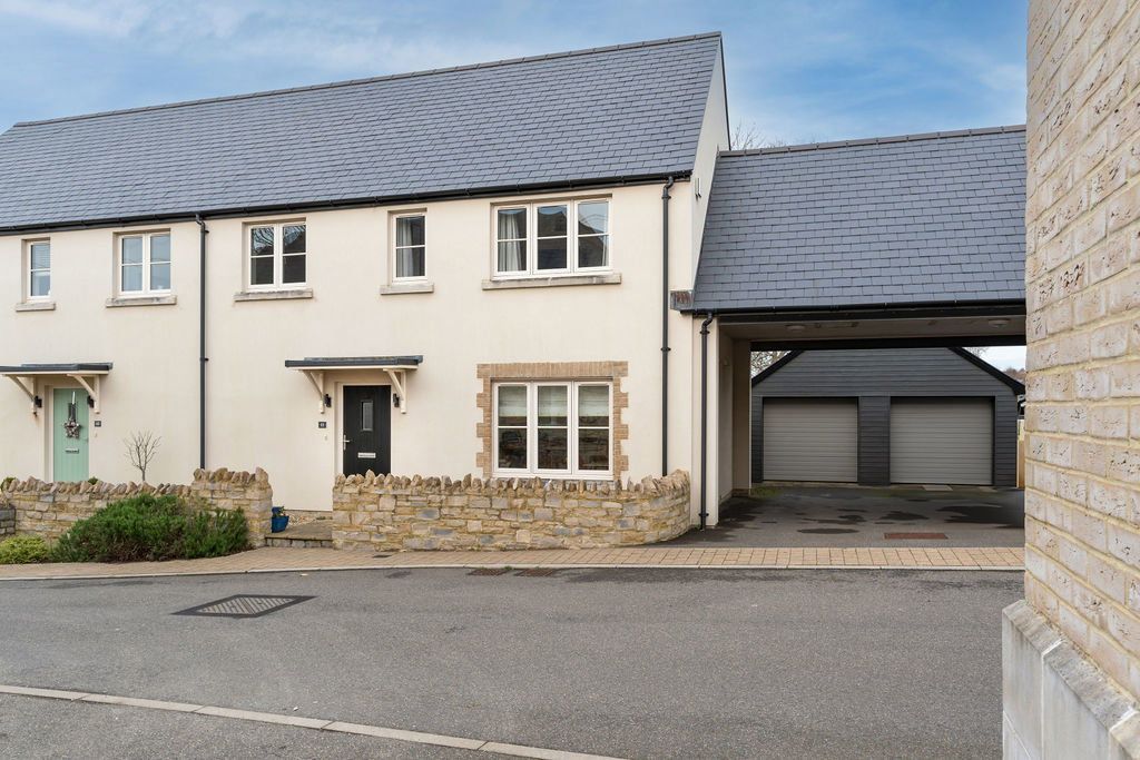 Property photo 1 of 19