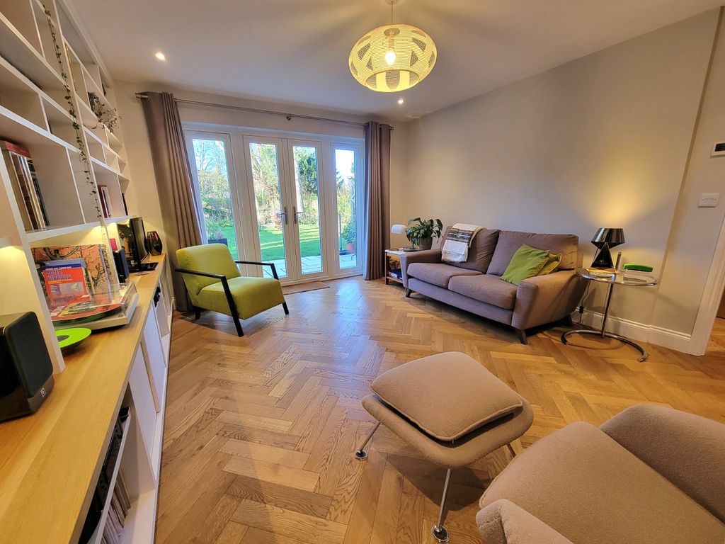 Property photo 3 of 16