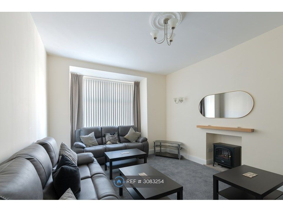 Property photo 1 of 31