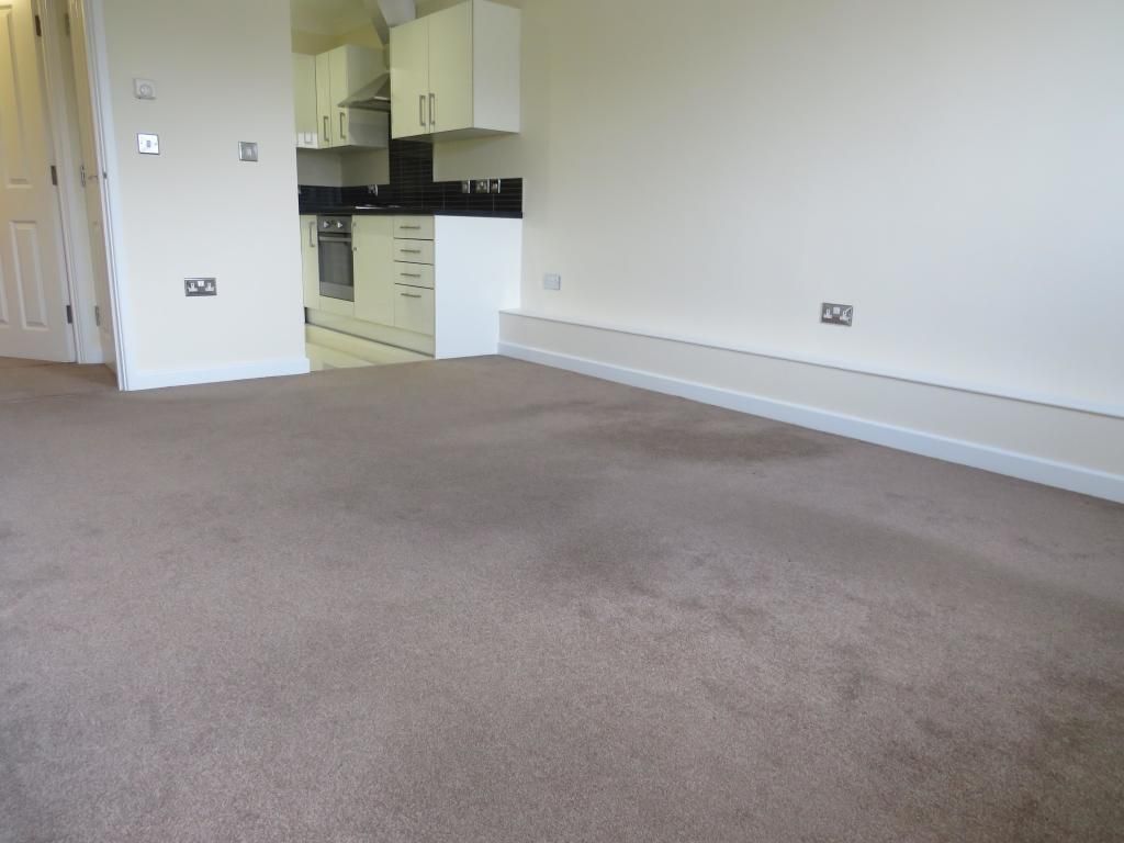 Property photo 3 of 6 Sitting Room