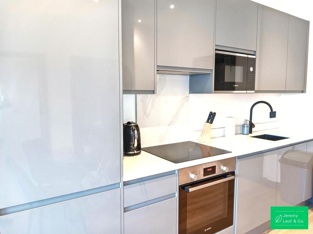 Property photo 2 of 4 Kitchen