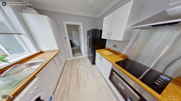 Property photo 3 of 8 Kitchen 2.Png