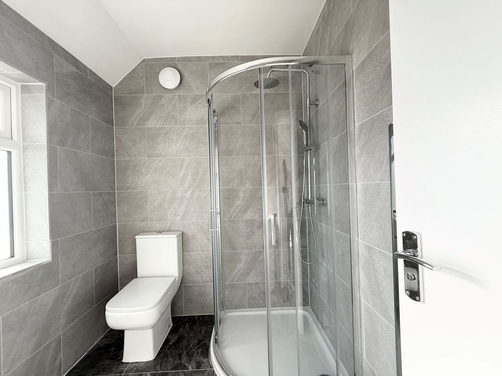 Property photo 3 of 7 Image