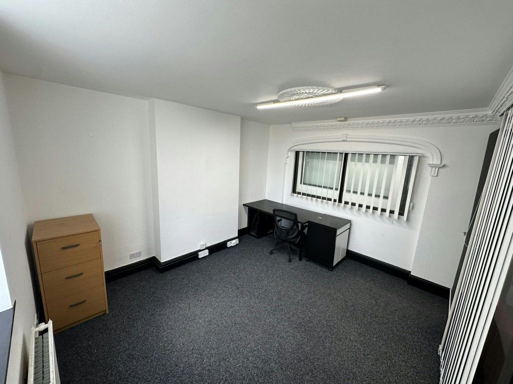 Property photo 3 of 4 Hth Office 4 Image 1.Jpeg