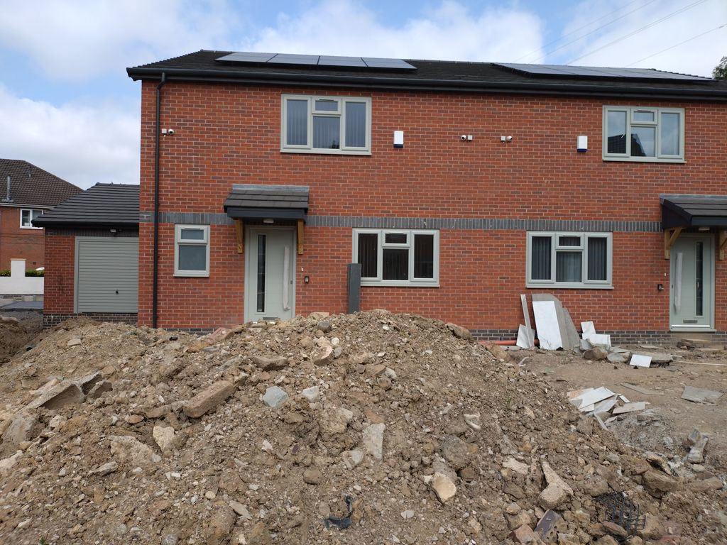 Property photo 2 of 11