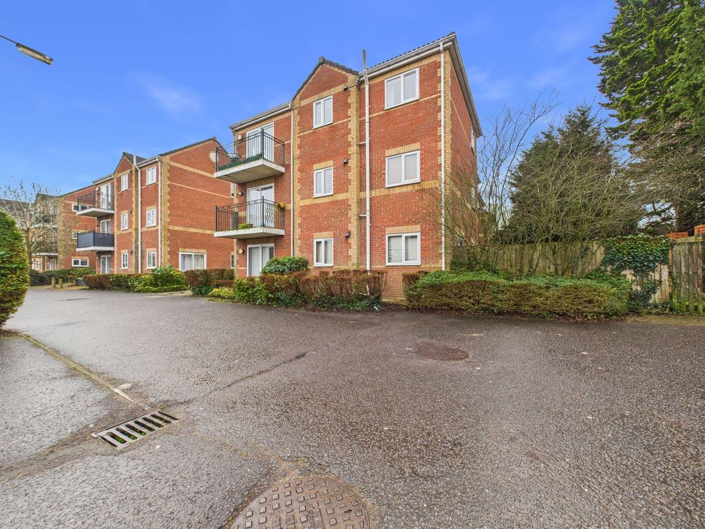 Property photo 1 of 15