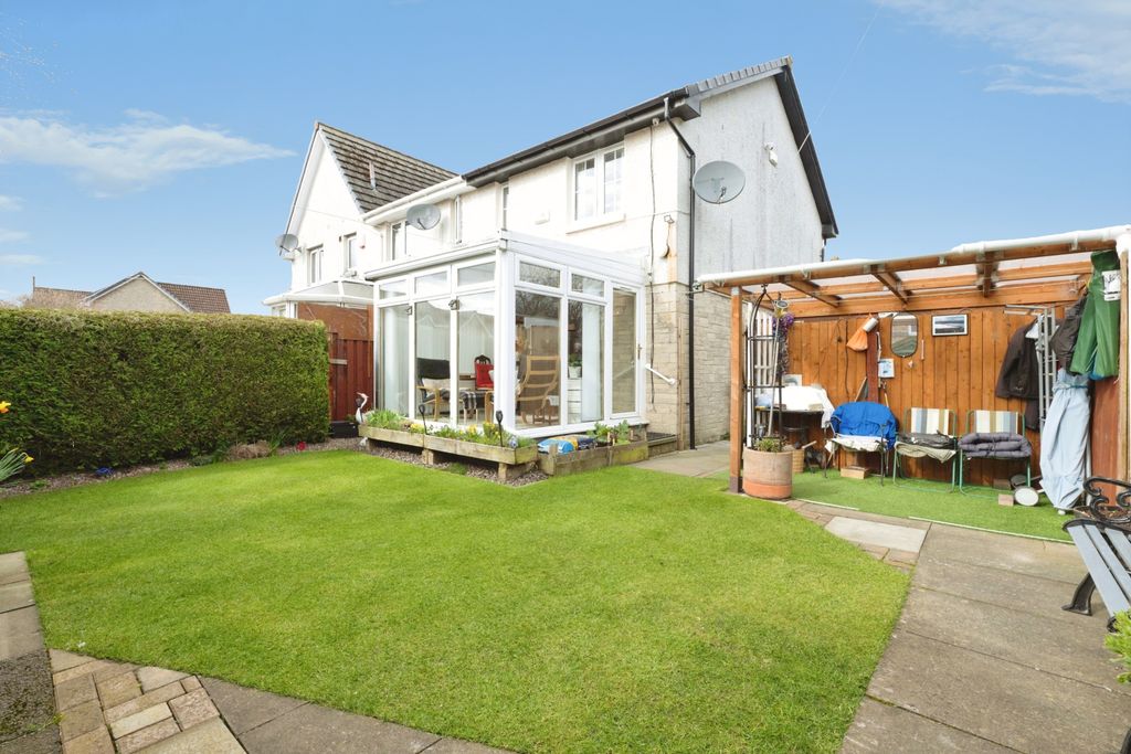 Property photo 2 of 15 Rear View