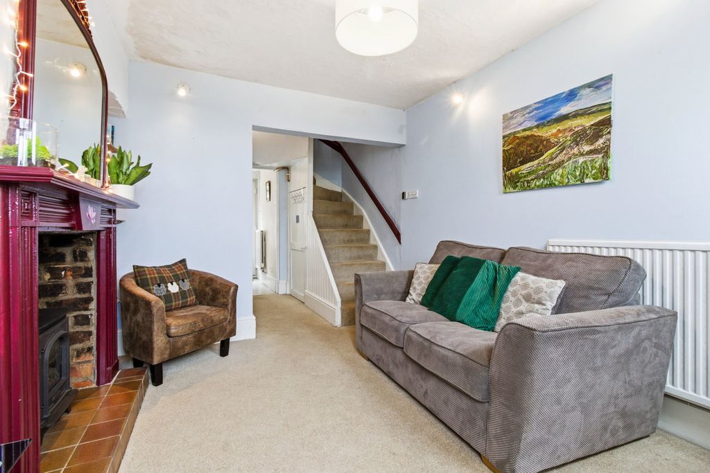 Property photo 3 of 13