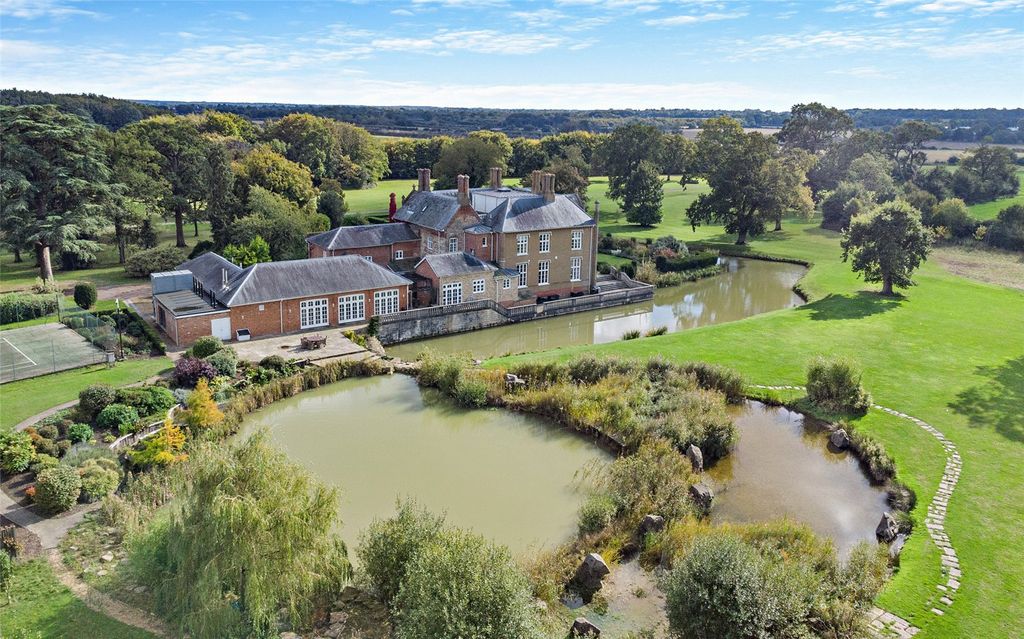 Property photo 2 of 41 Aerial