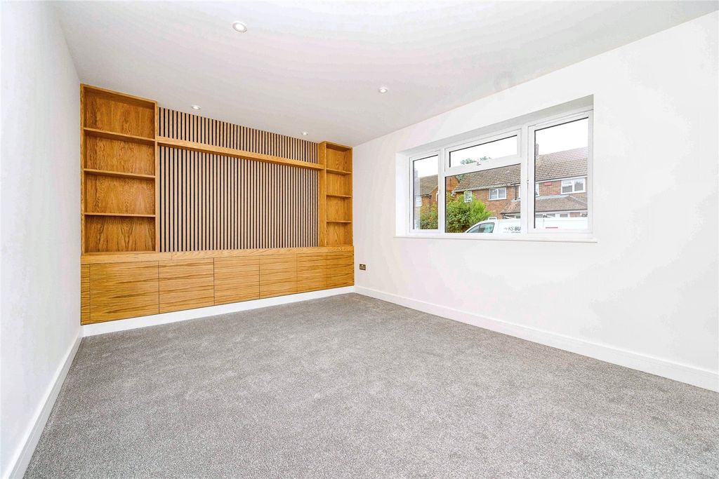 Property photo 2 of 14 Picture No. 26