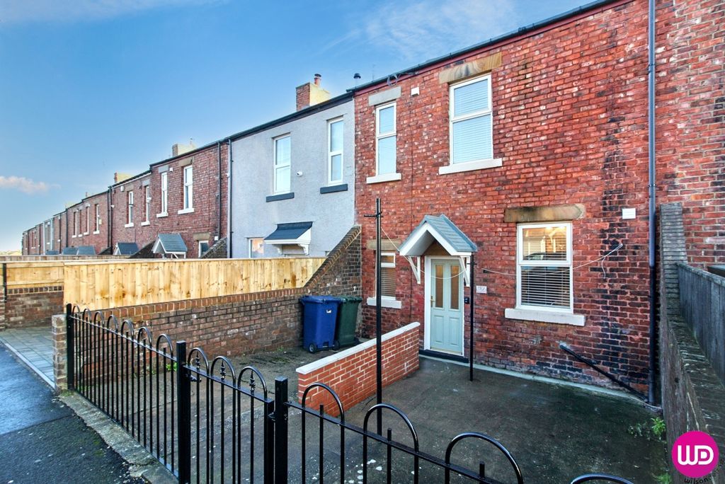 Property photo 1 of 26