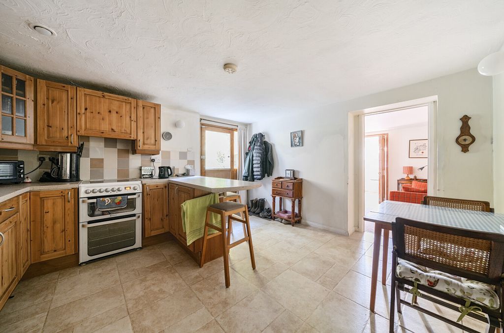 Property photo 3 of 32 1215032 (5).Jpg