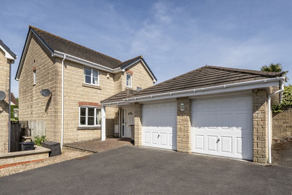 Property photo 3 of 14 1464536 (1)