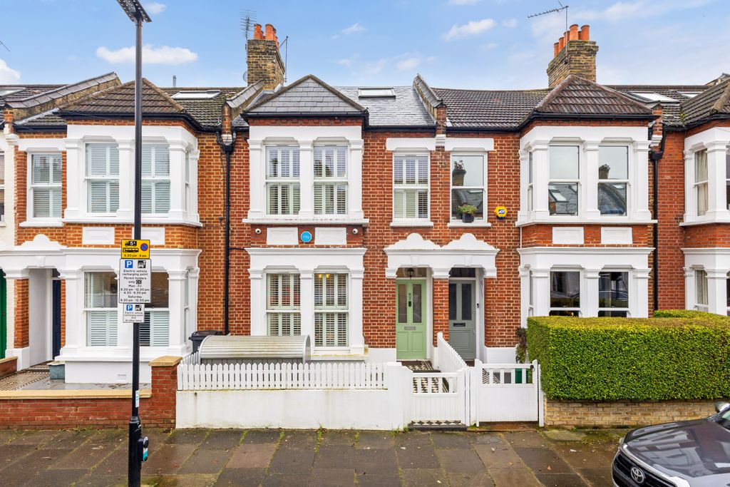 Property photo 1 of 20