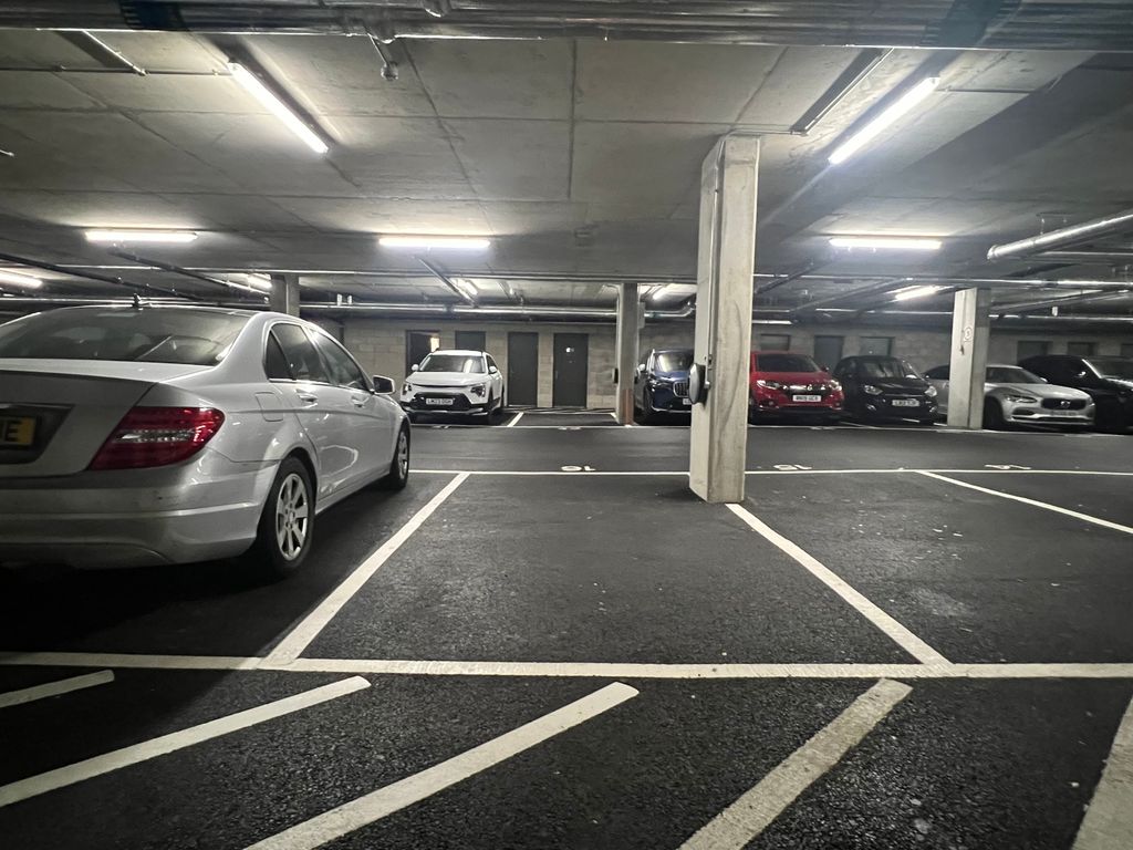 Property photo 2 of 22