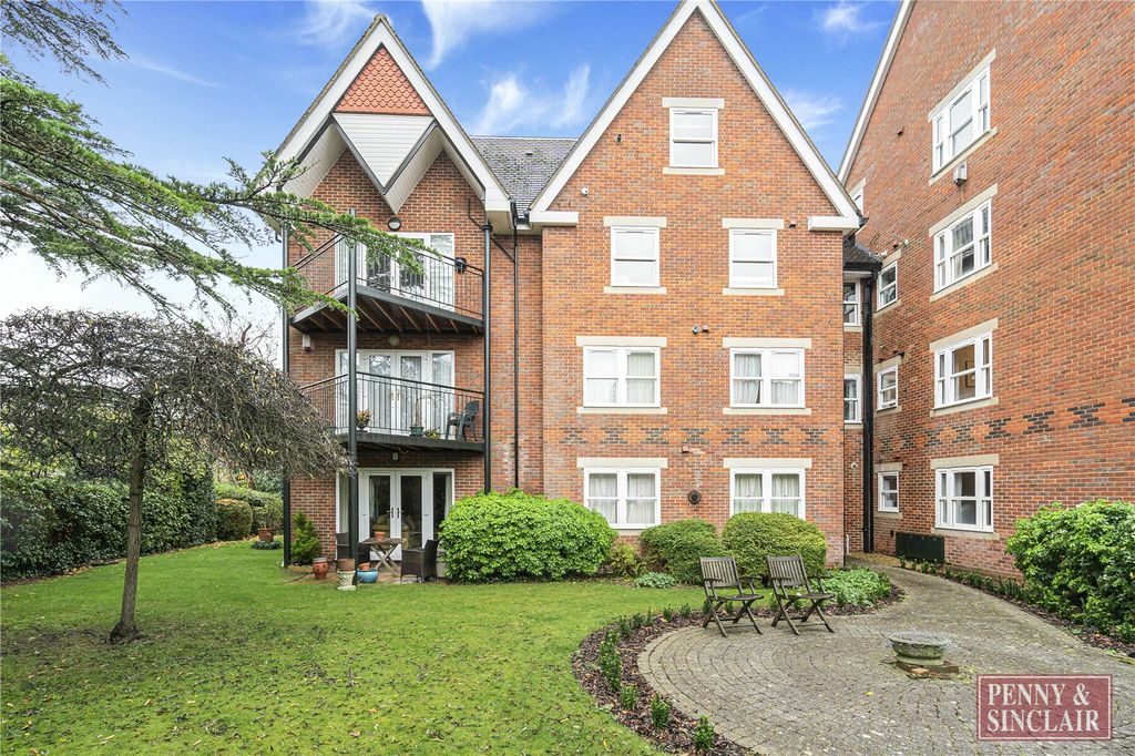 Property photo 1 of 10 Picture No. 16