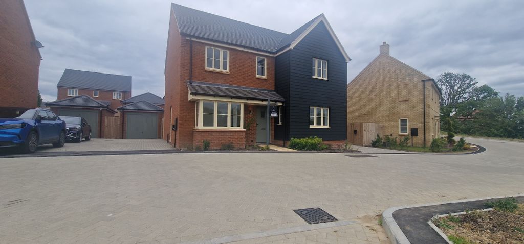 Property photo 3 of 10 5268432
