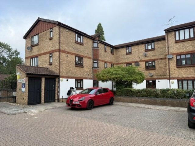Property photo 1 of 8 1