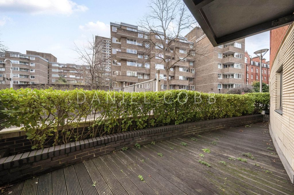 Property photo 3 of 18