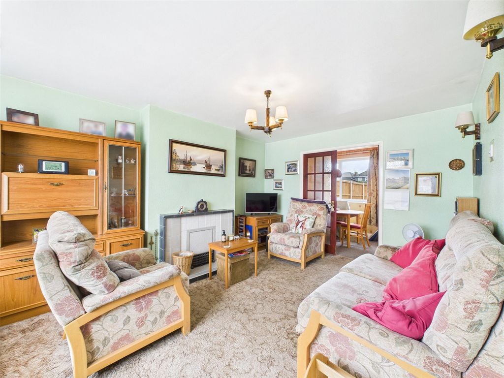 Property photo 3 of 16 Picture No. 10