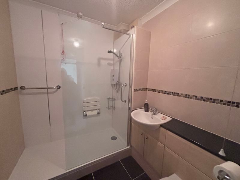 Property photo 3 of 9 Shower Room
