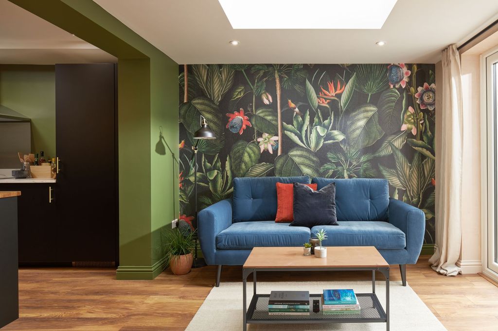 Property photo 2 of 16 Lounge Area