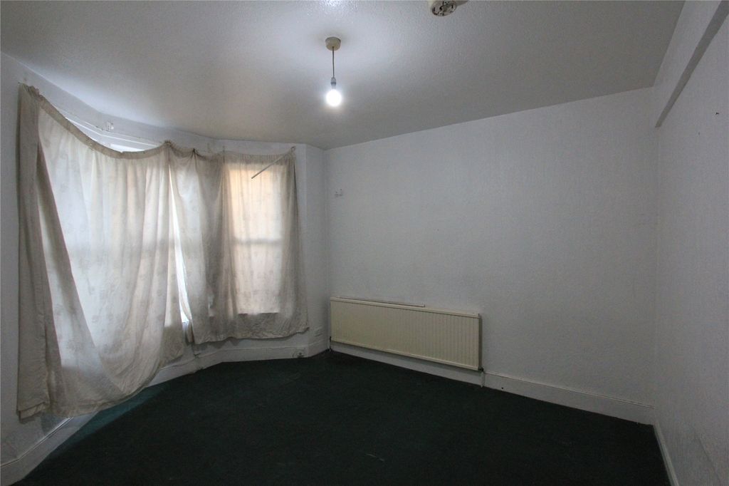 Property photo 2 of 11 Picture No. 09