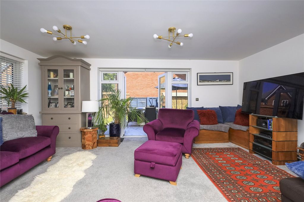 Property photo 3 of 29 Picture No. 44