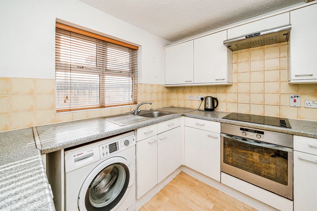 Property photo 2 of 12