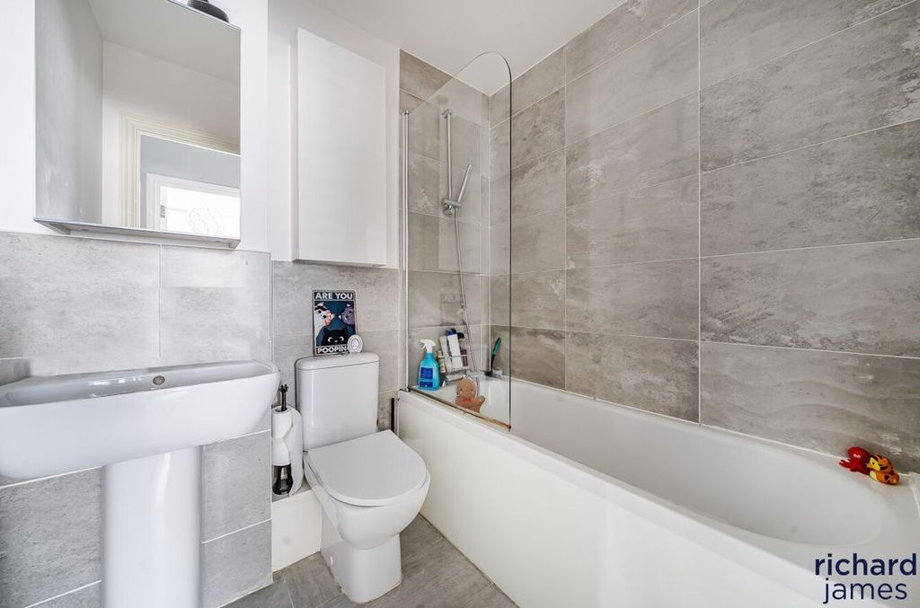 Additional image 10 of 2 bed flat for saleTruscott Avenue, Redhouse, Swindon SN25