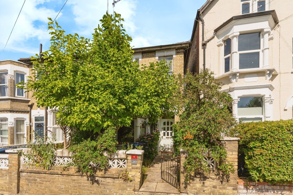 Property photo 2 of 15