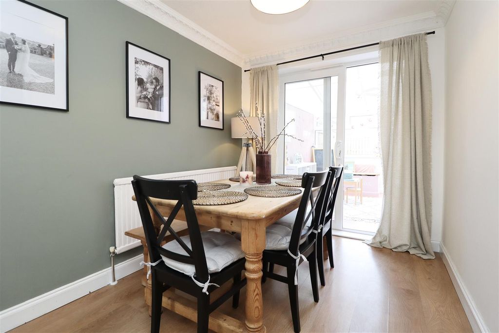 Property photo 3 of 11 Img_3454.Jpeg