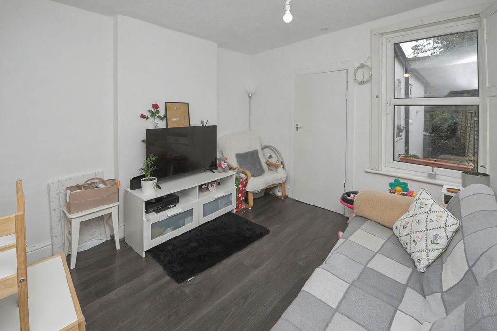 Property photo 2 of 13 Parkerd043848420260302094651_Dsc_8685_Huhel.Jpg