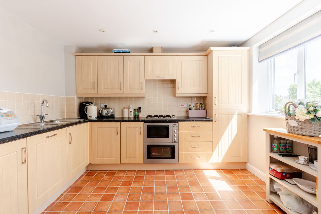 Property photo 3 of 21 3