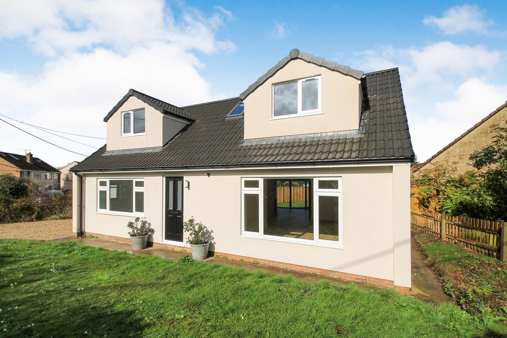 Property photo 2 of 21 Exterior