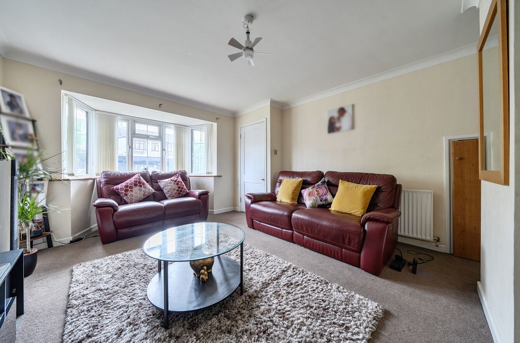 Property photo 2 of 20 Reception Room