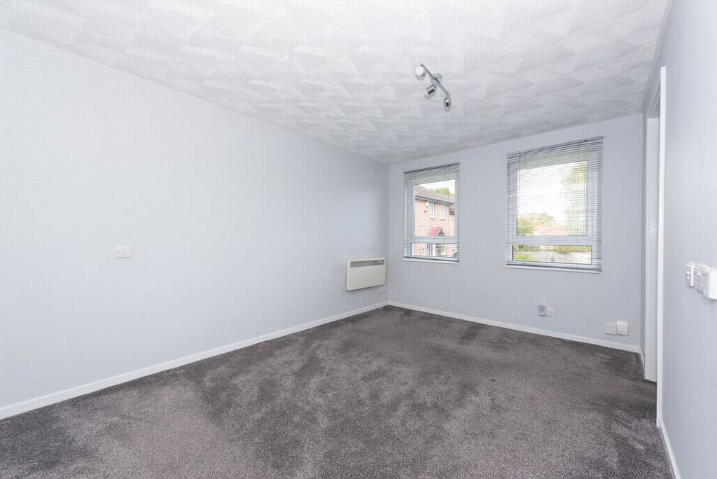 Property photo 3 of 7 Photo