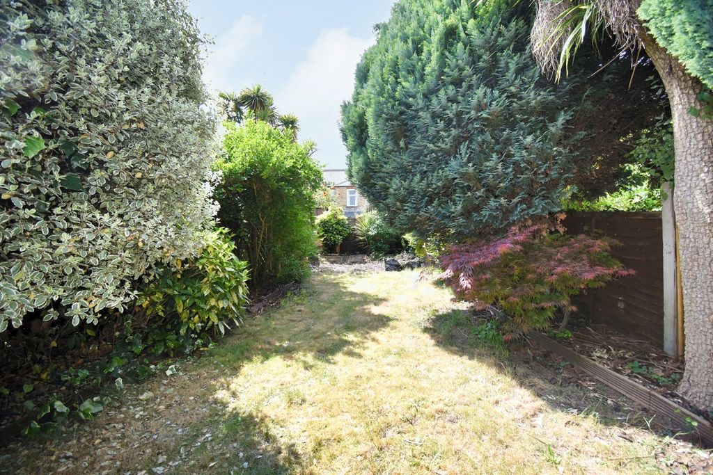 Property photo 3 of 19