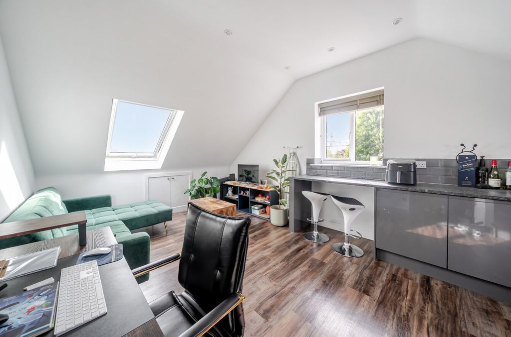 Property photo 2 of 11 Open Plan Living
