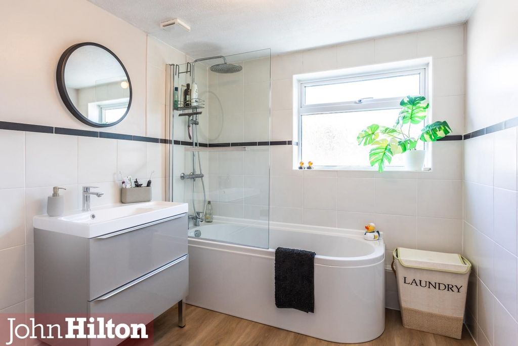 Additional image 17 of 4 bed detached bungalow for saleFairlight Avenue, Telscombe Cliffs BN10