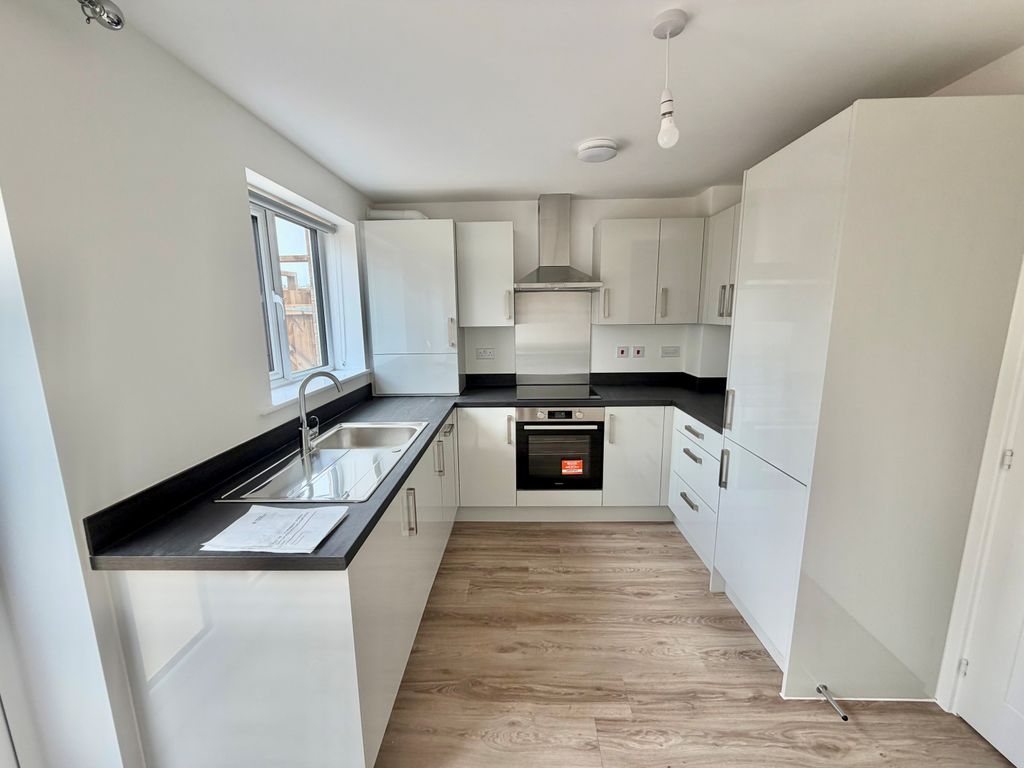 Property photo 1 of 10 Image