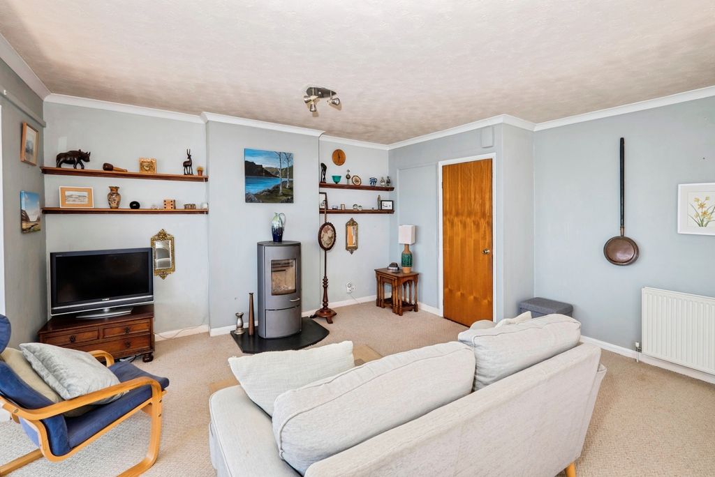 Property photo 2 of 21 Pbox-Img.Jpg