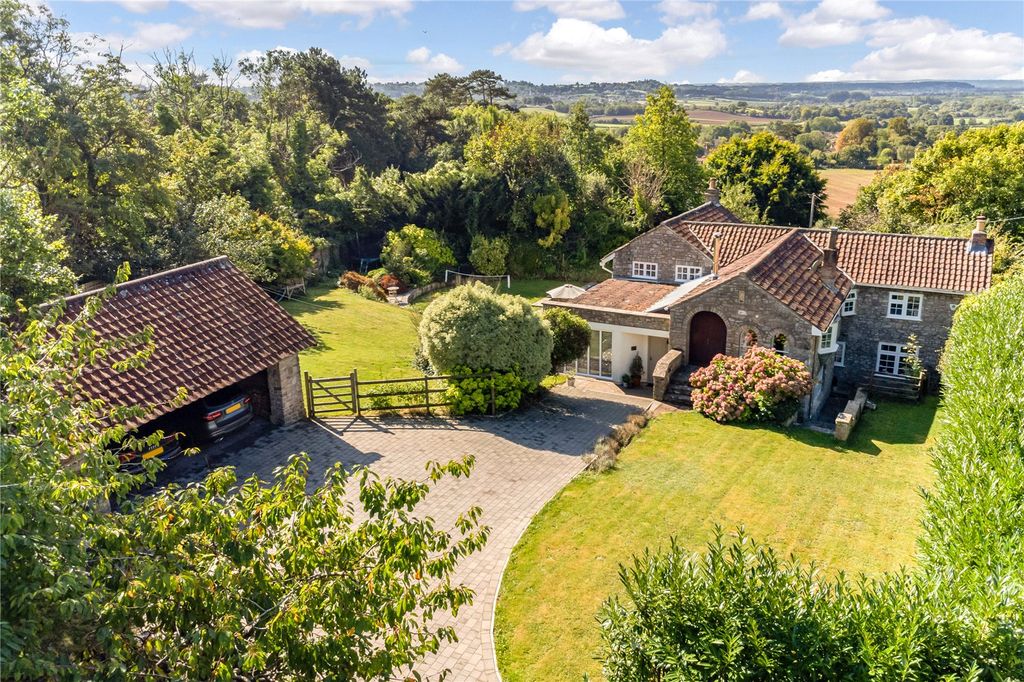 Property photo 1 of 14 Aerial