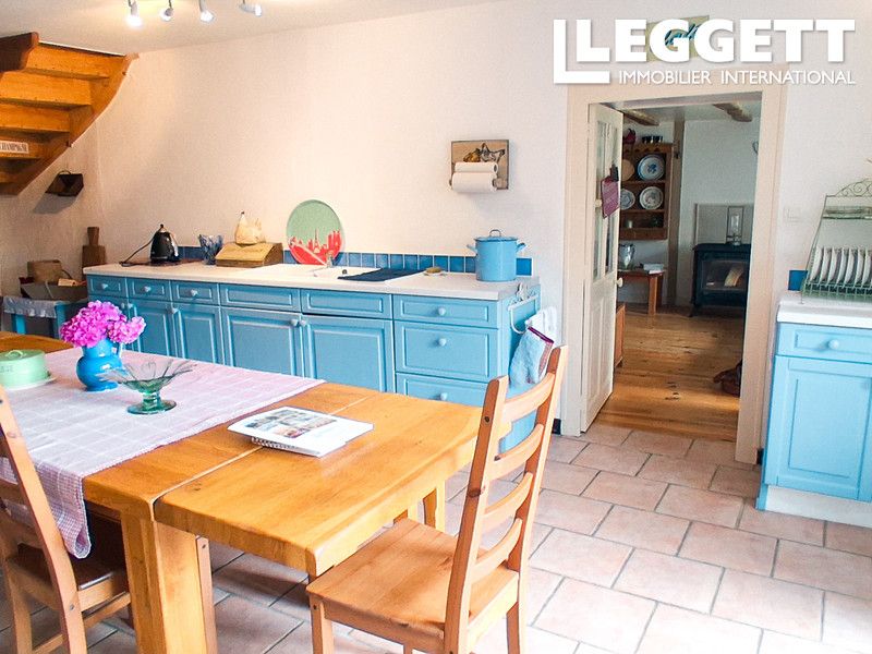 Property photo 3 of 10